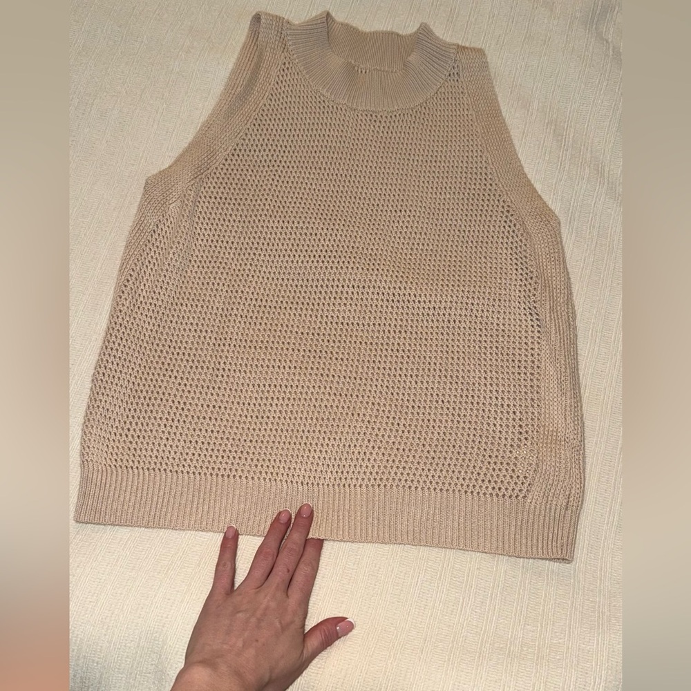 Commense Beige Knit Sleeveless Sweater